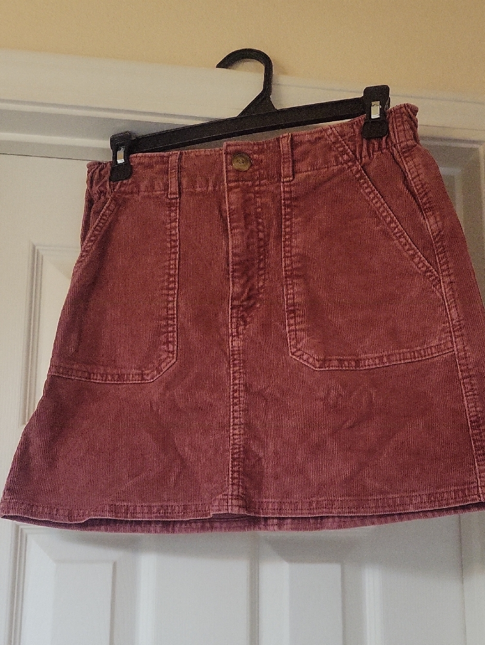 American Eagle Outfitters Corduroy A-Line Mini Skirt in Rose